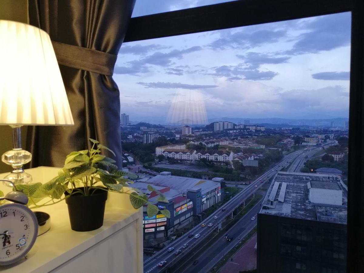 Astetica Residences @ Seri Kembangan Ngoại thất bức ảnh