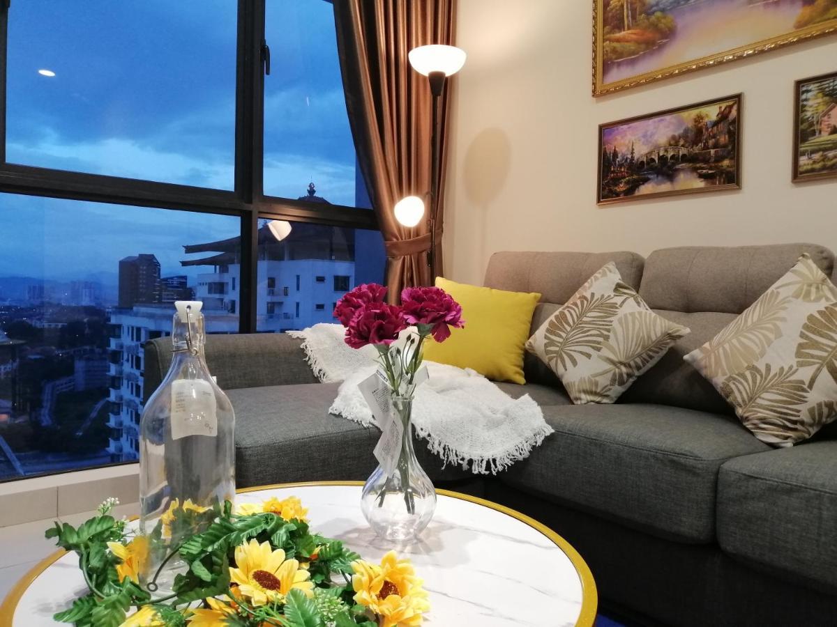 Astetica Residences @ Seri Kembangan Ngoại thất bức ảnh