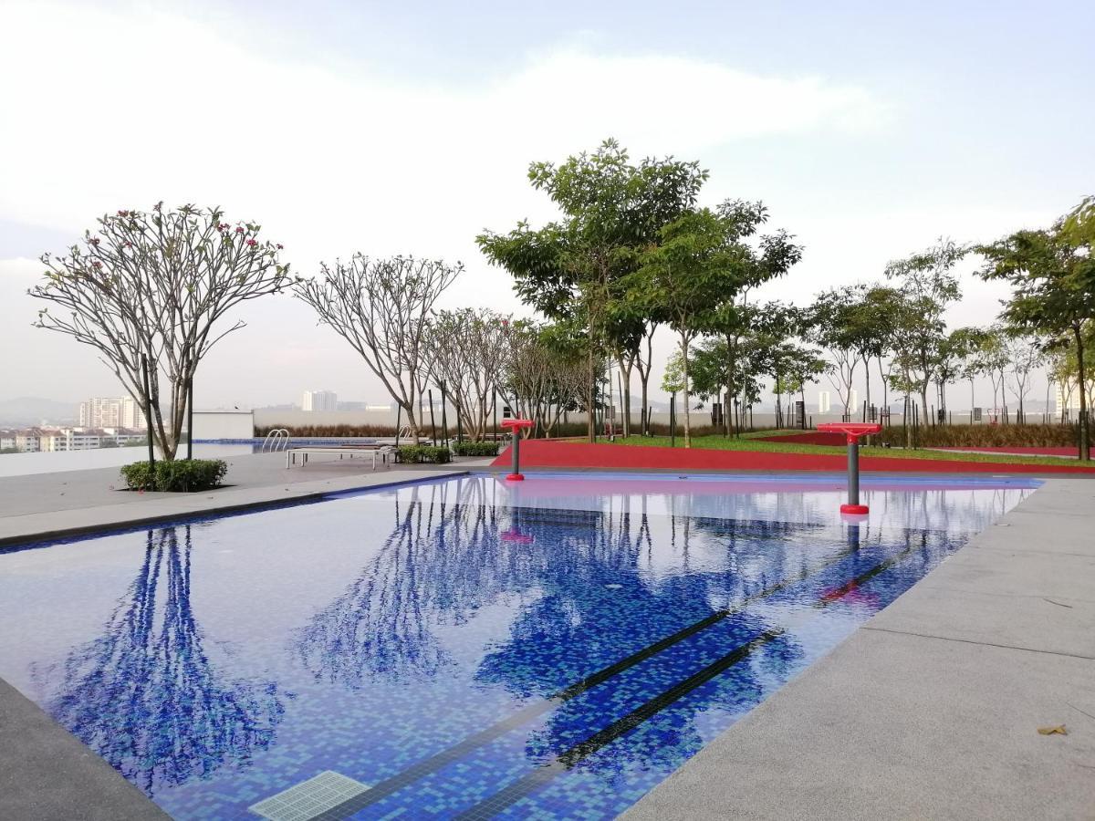 Astetica Residences @ Seri Kembangan Ngoại thất bức ảnh