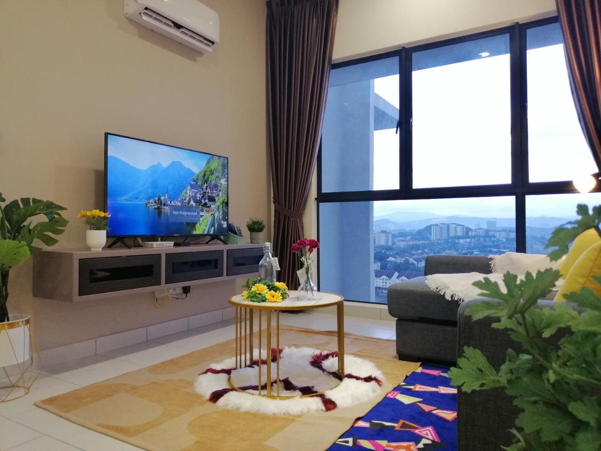 Astetica Residences @ Seri Kembangan Ngoại thất bức ảnh
