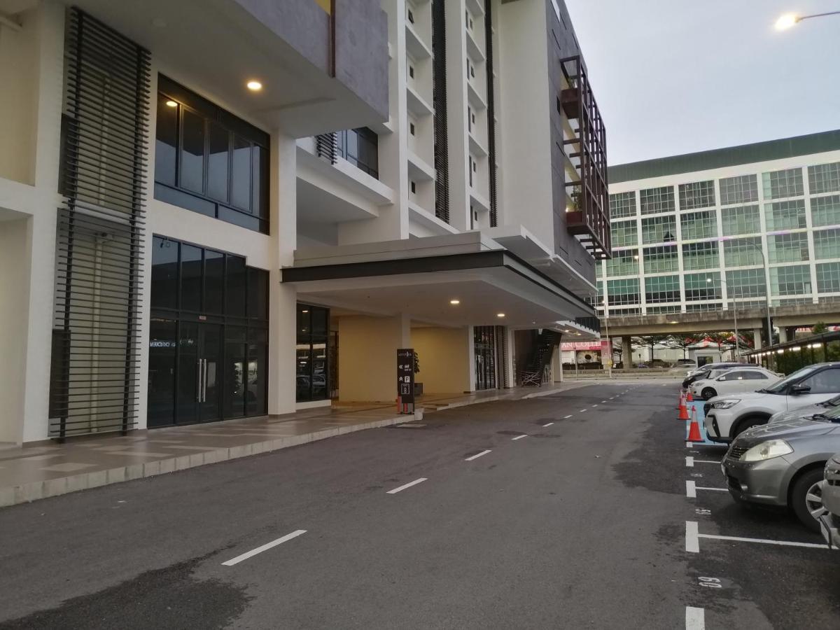 Astetica Residences @ Seri Kembangan Ngoại thất bức ảnh