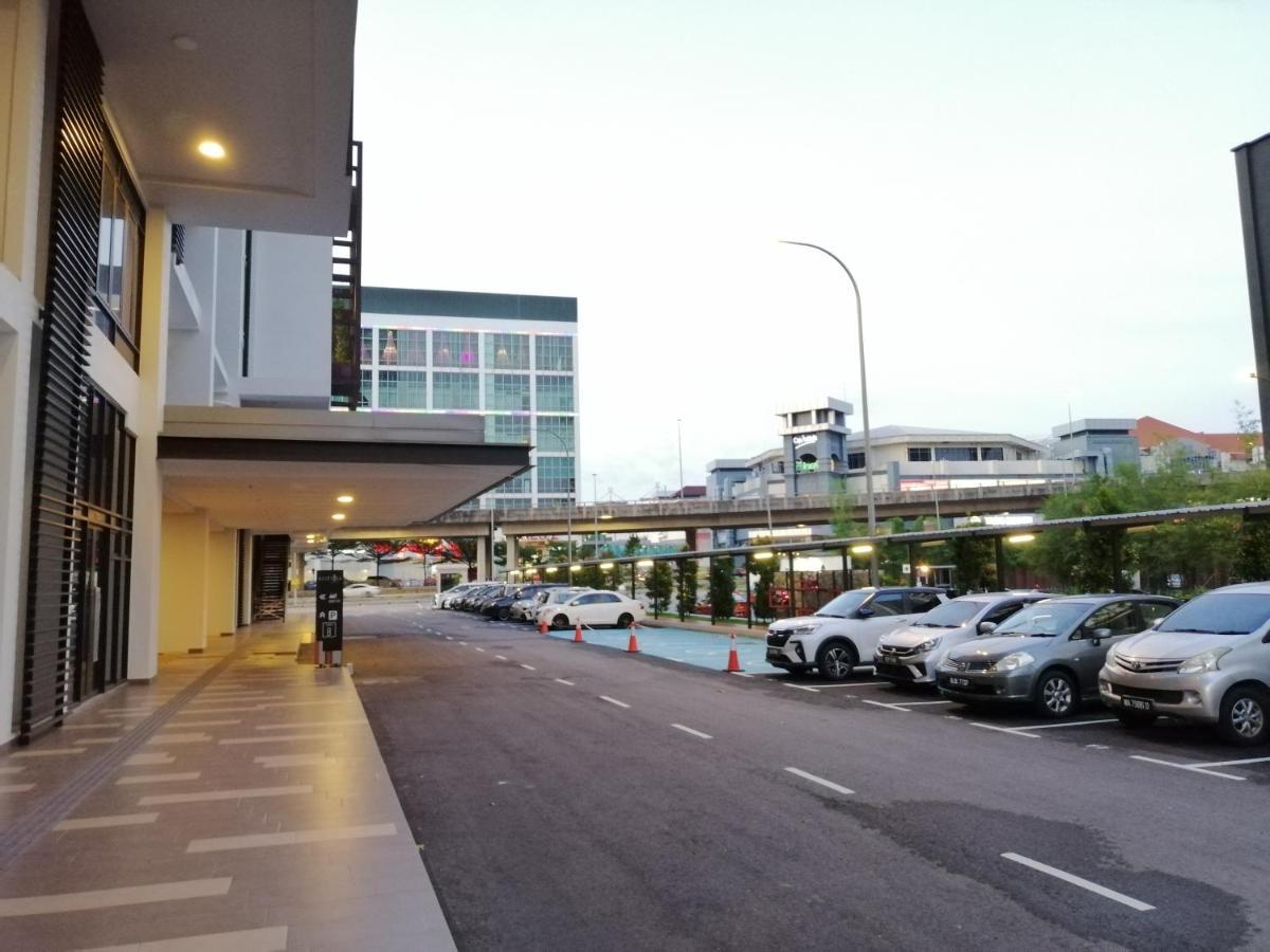 Astetica Residences @ Seri Kembangan Ngoại thất bức ảnh