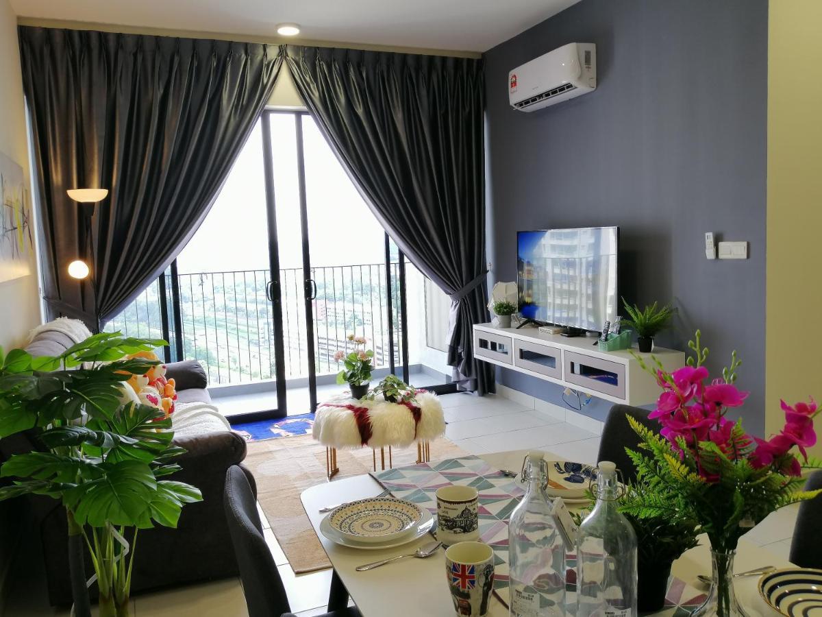 Astetica Residences @ Seri Kembangan Ngoại thất bức ảnh